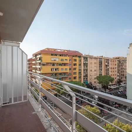 Vacanze Romane In Vespa Apartment
